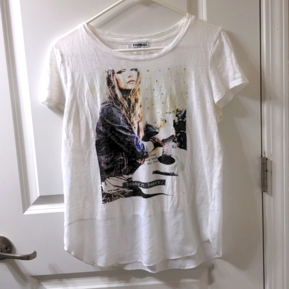 VTG Express 'Young At Heart' Rhinestone Fashion T-Shirt Women's Medium UK Skins